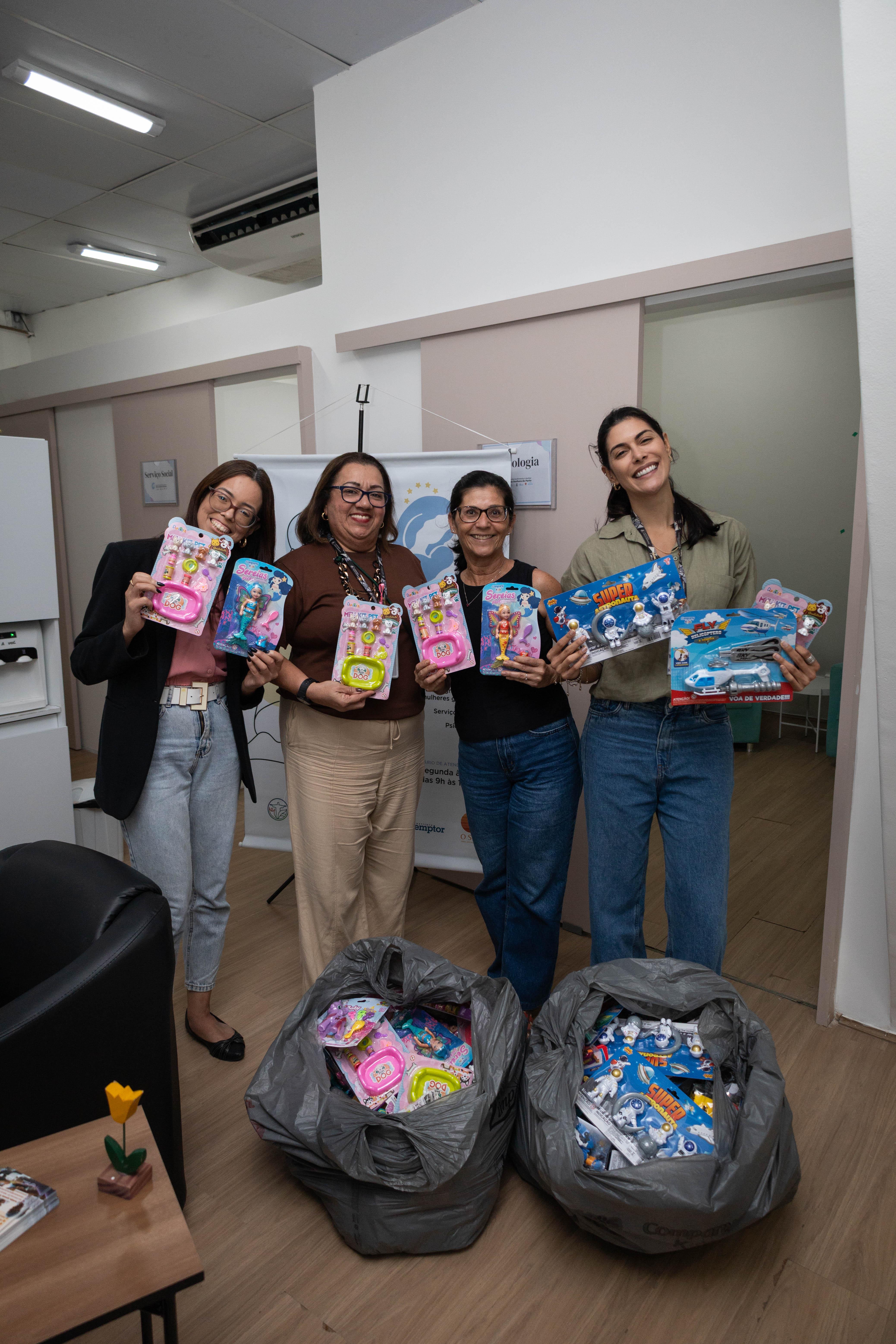 Clássico é Brincar chega a 3 mil brinquedos e livros doados no Rio