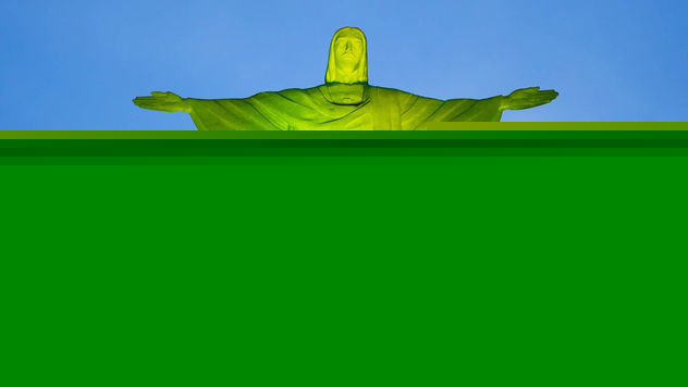 Cristo Redentor abraça países da Copa do Mundo