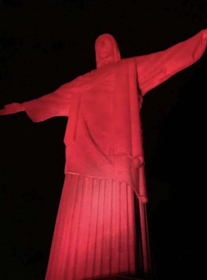 Monumentos do Rio serão iluminados em vermelho para lembrar o Dia Mundial de Luta contra a Aids