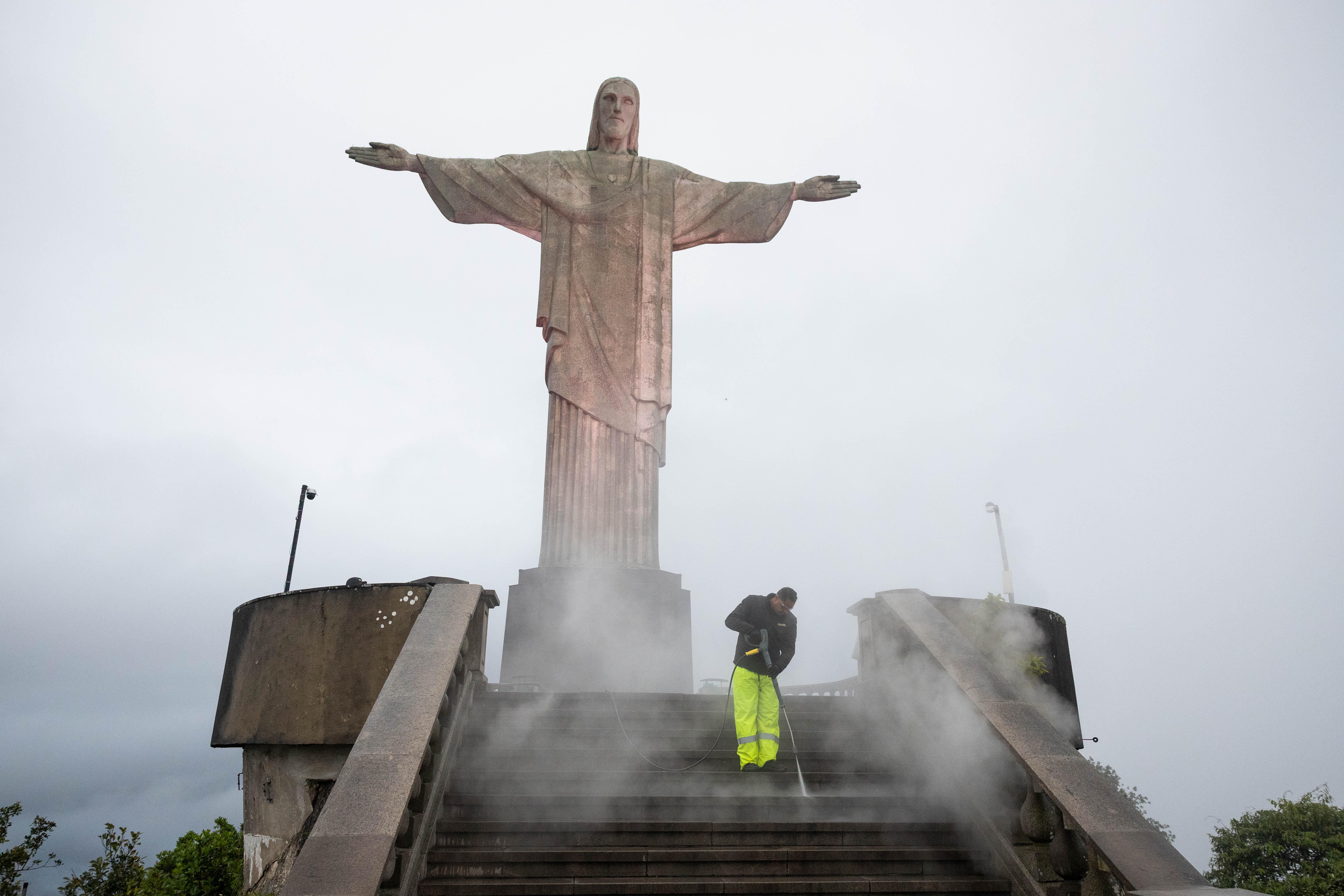 Limpeza do símbolo do Brasil no mundo: Cristo Redentor recebe cuidados especiais da Kärcher dias antes de seu aniversário