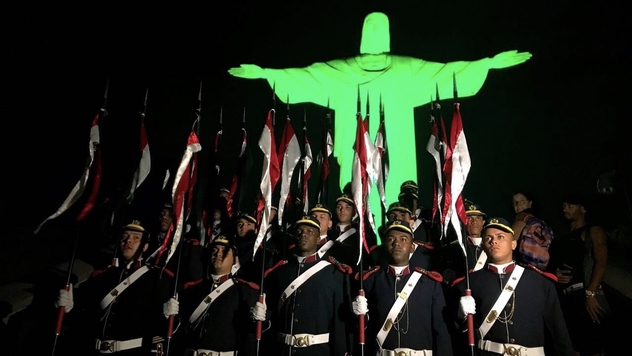 Santuário Cristo Redentor em homenagem ao Dia do Exército