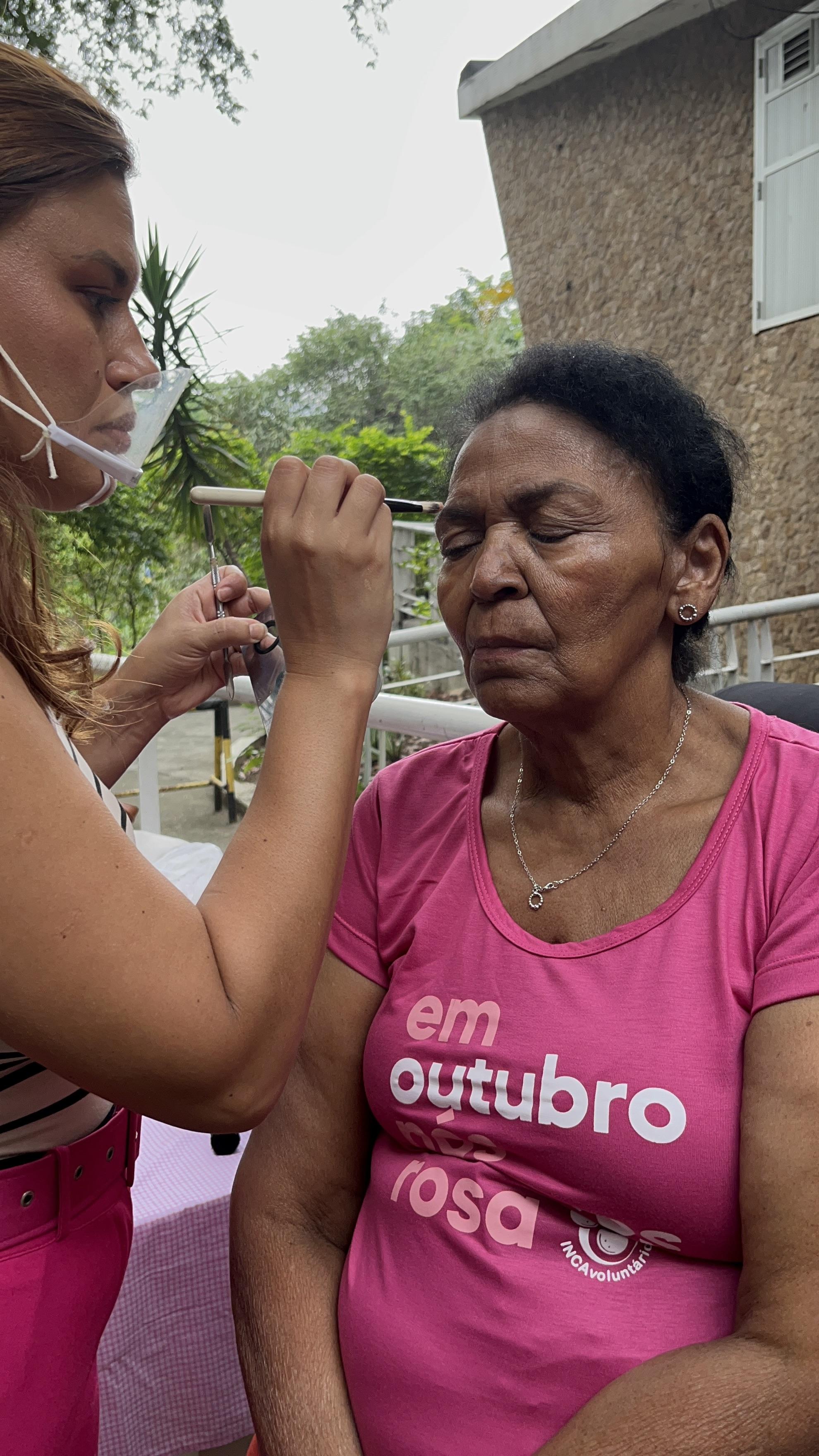 Santuário Cristo Redentor no Outubro Rosa