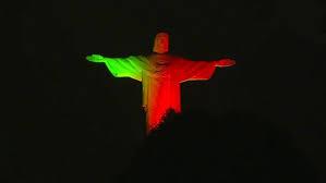 Cristo Redentor celebra o Bicentenário da Independência com iluminação