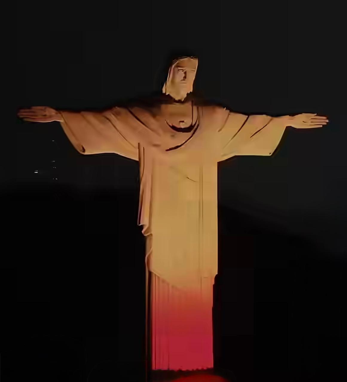 Cristo Redentor ganha cores especiais para anunciar o Totus Tuus Mariae Festival 2026 em homenagem à Nossa Senhora de Guadalupe